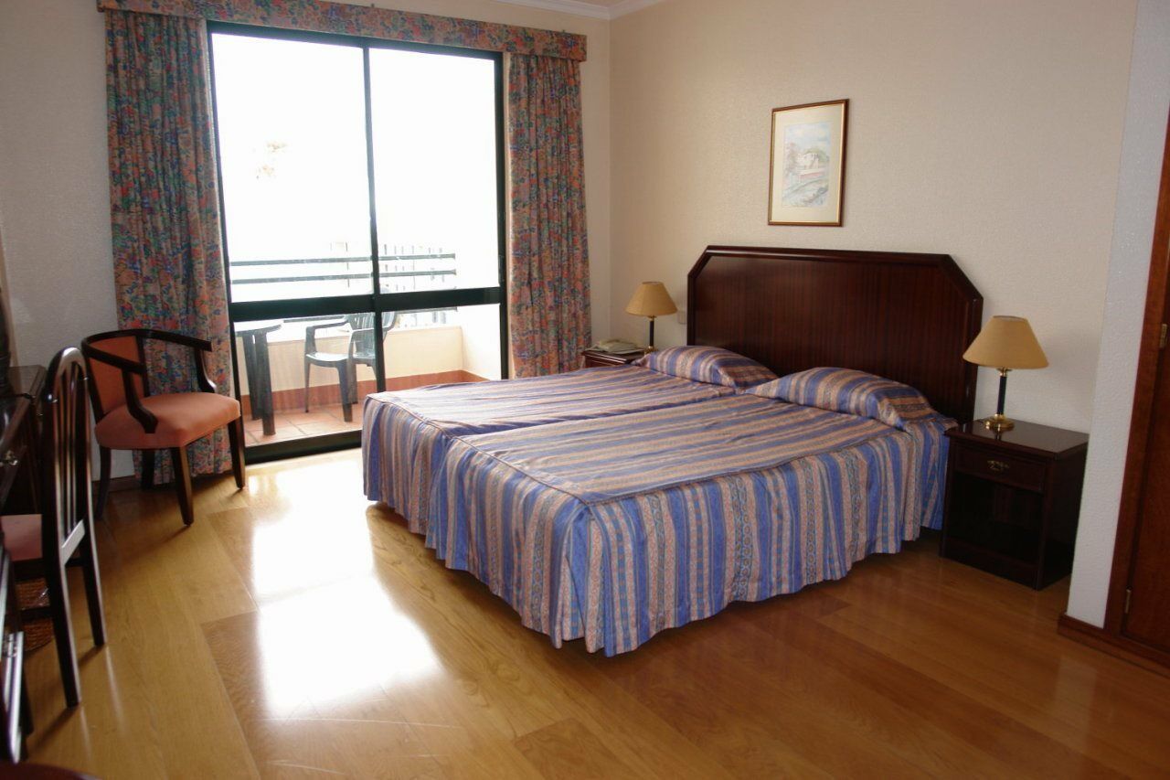 Hotel Musa D'Ajuda ฟุงชาล ภายนอก รูปภาพ